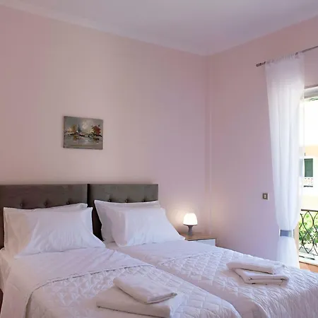 T8 On The Apartment *